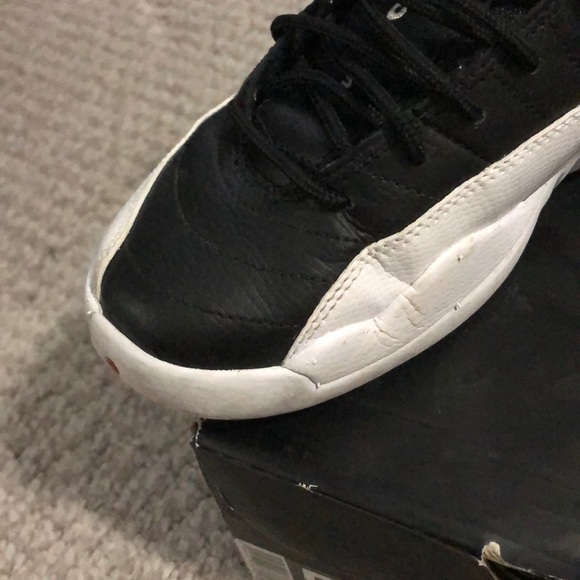 Jordan 12 Retro Playoffs (2012) - Picture 2 of 4